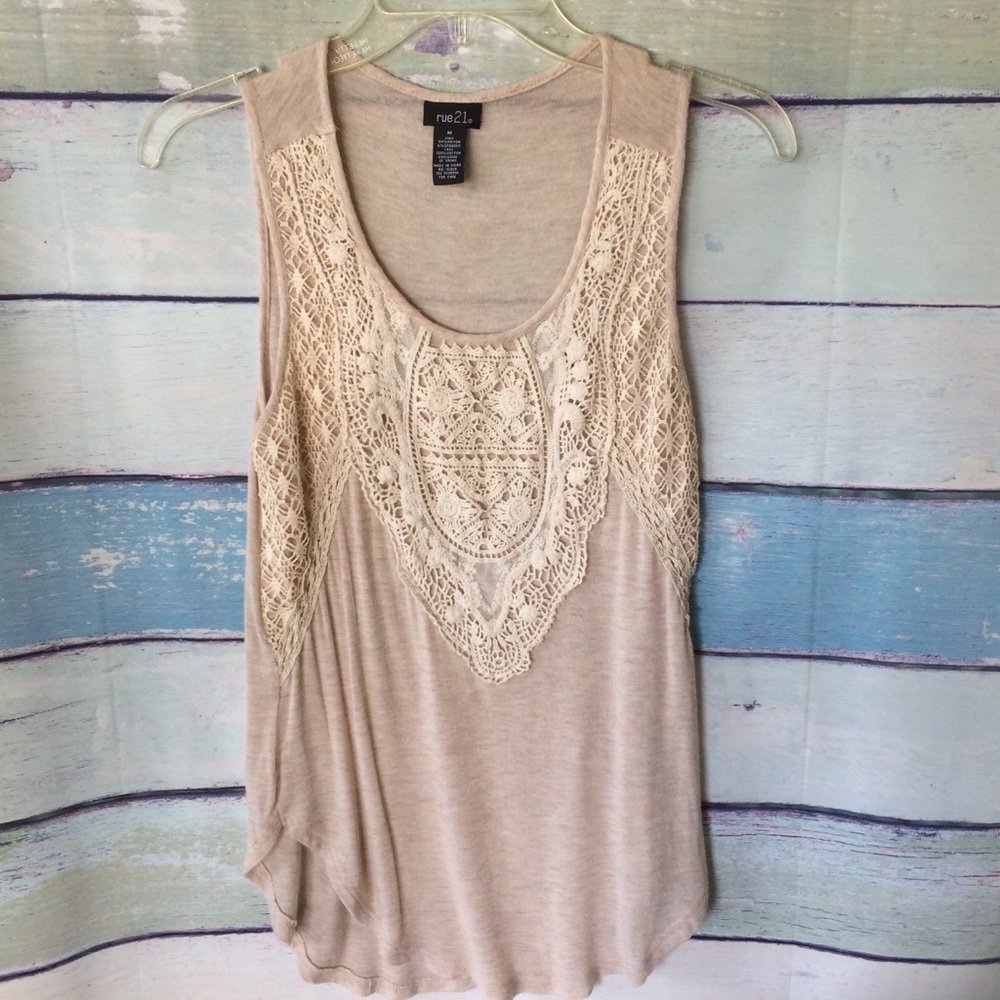 Rue 21 cream colored tank top